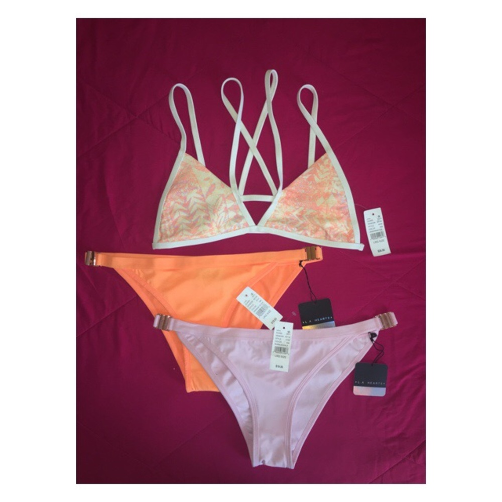 LA hearts Large bikini with spare bottom!